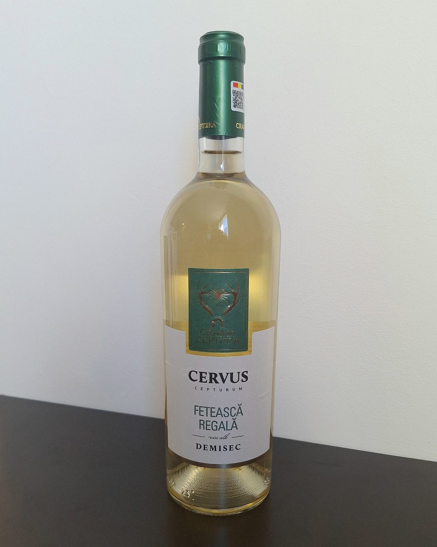 Cervus Cepturum Feteasca Regala Demisec wine romania