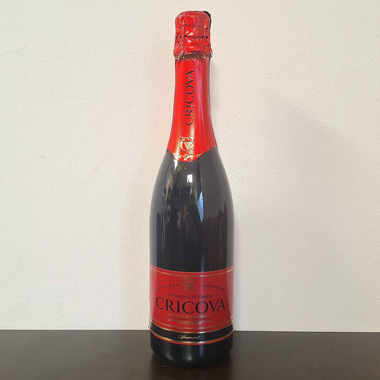 Sparkling Red Wine - InKnotts Wine Ltd